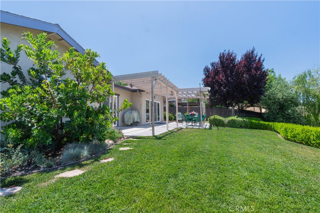 403 Montebello Oaks Drive