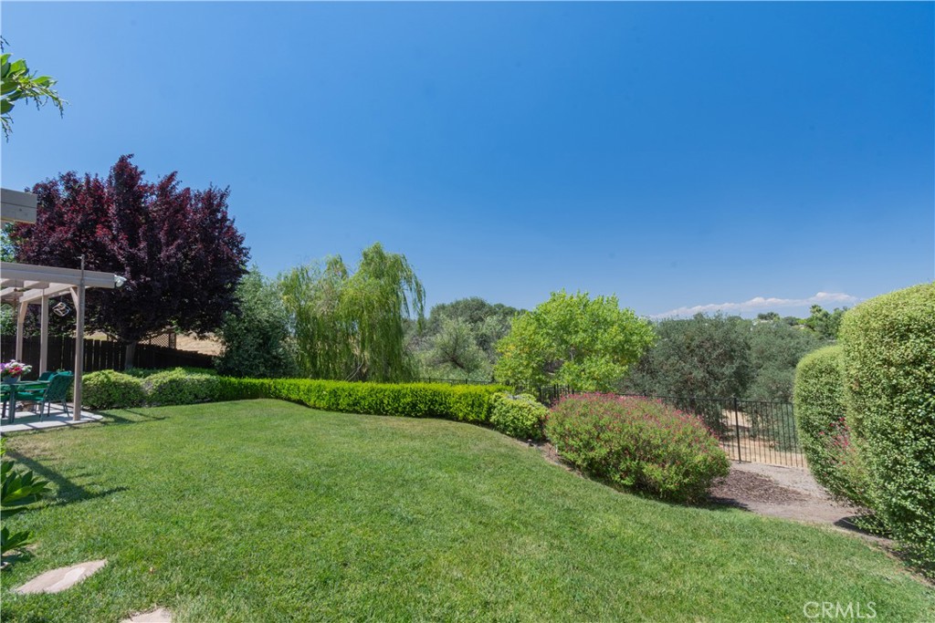 403 Montebello Oaks Drive