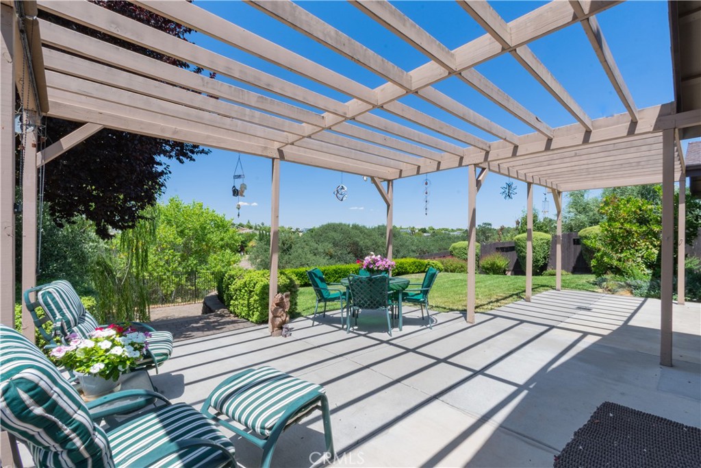 403 Montebello Oaks Drive