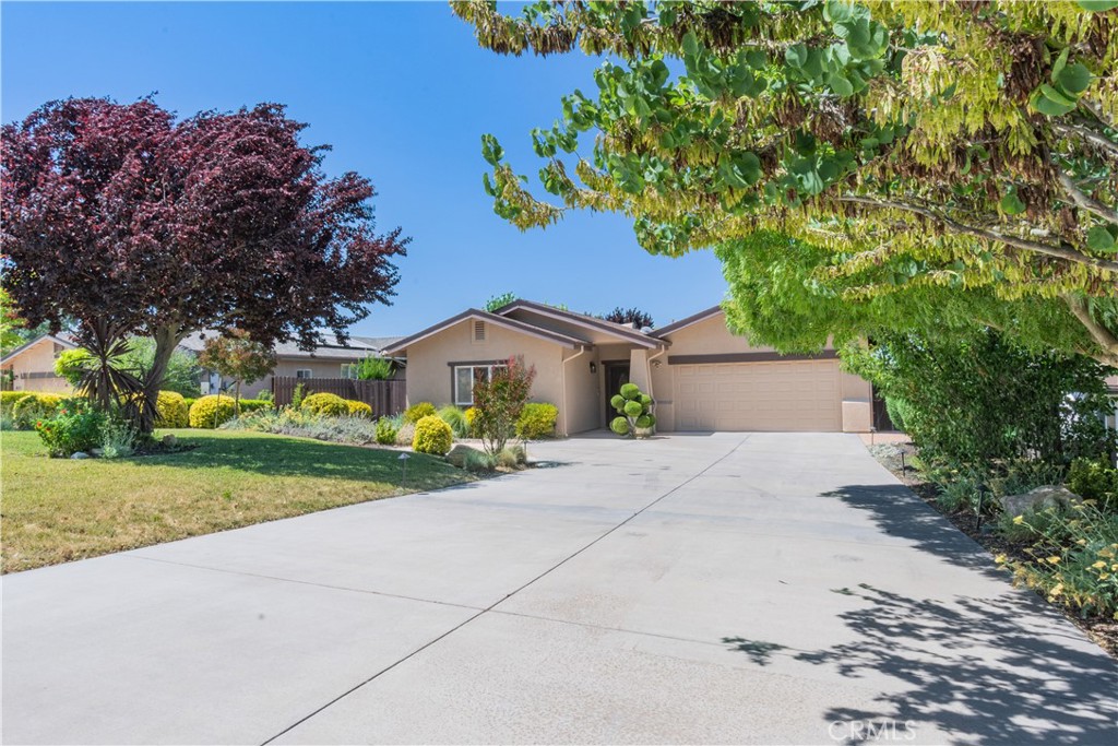 403 Montebello Oaks Drive