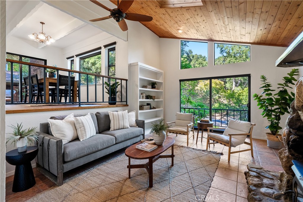 7644 Del Rio Road