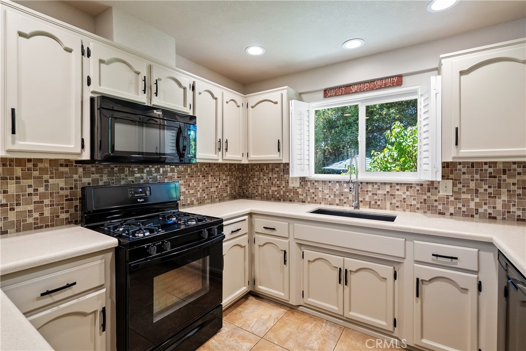 415 Veronica Drive