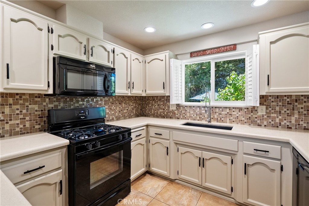 415 Veronica Drive
