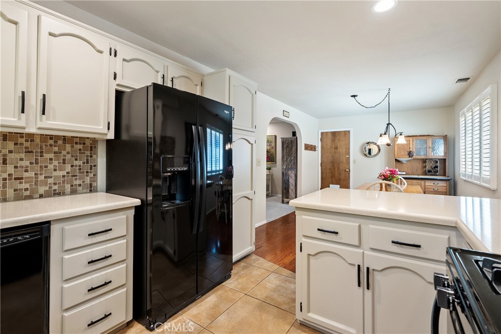 415 Veronica Drive