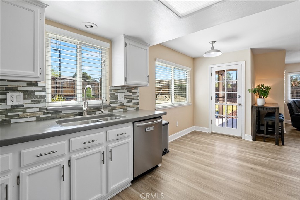1128 Golf Place