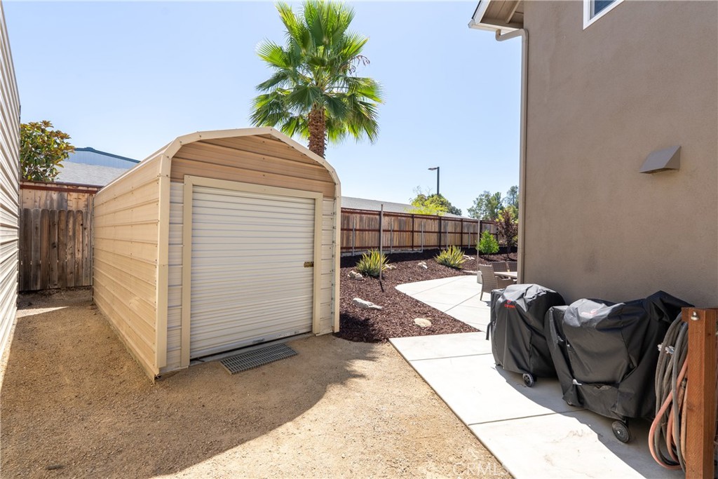 1128 Golf Place