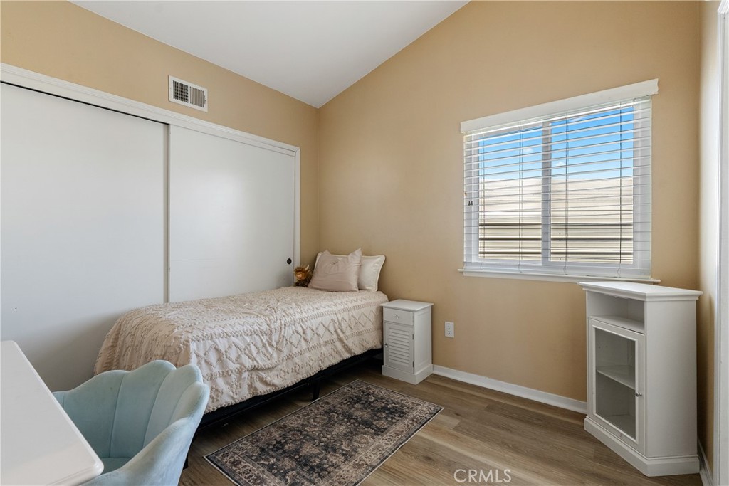 1128 Golf Place