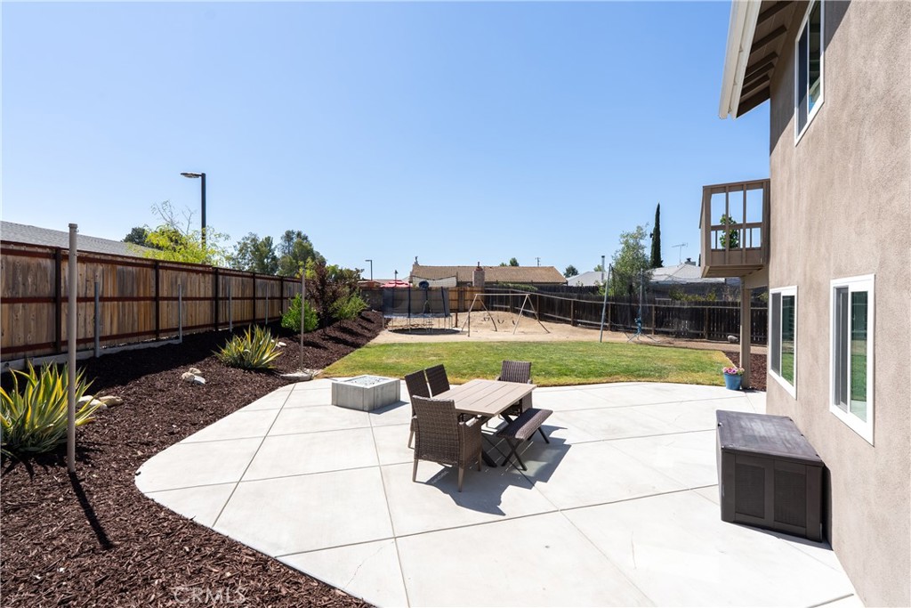 1128 Golf Place