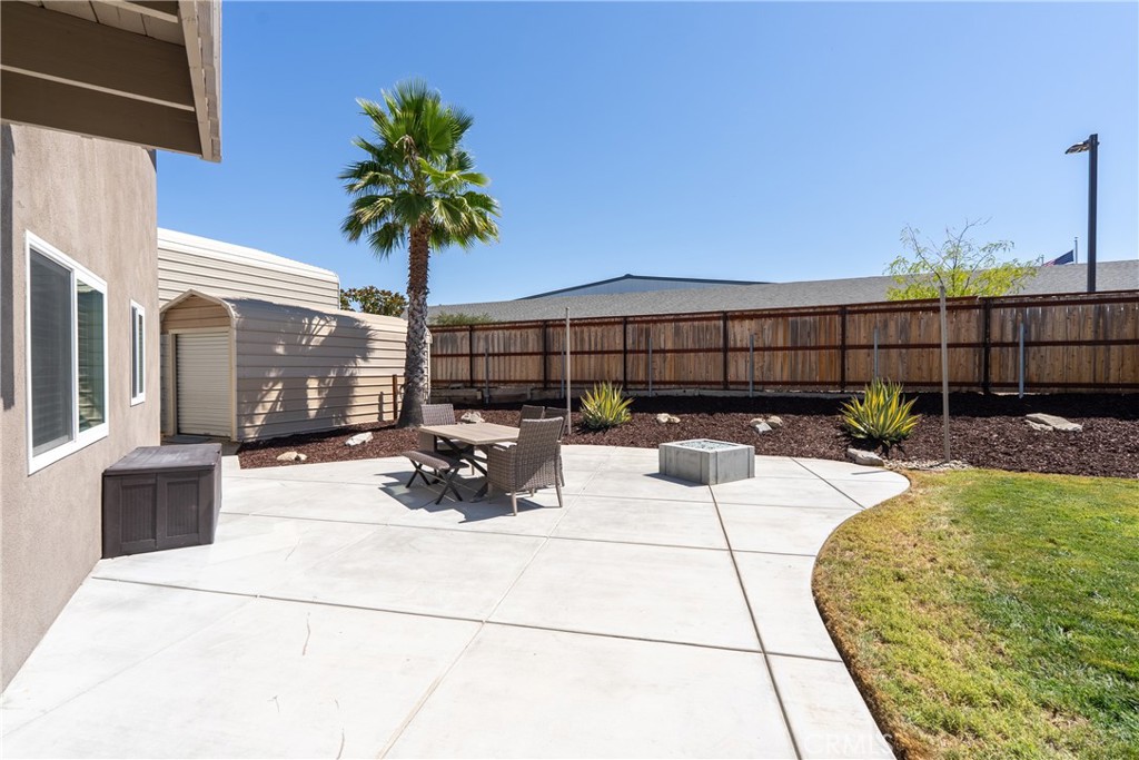 1128 Golf Place