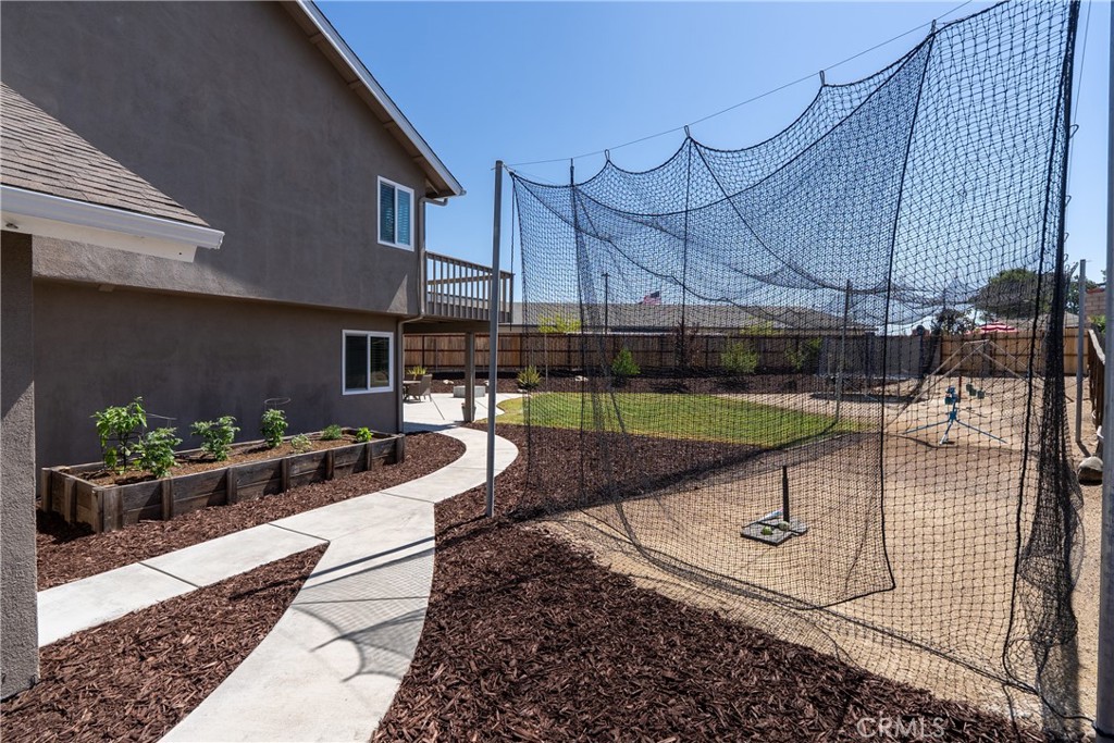1128 Golf Place