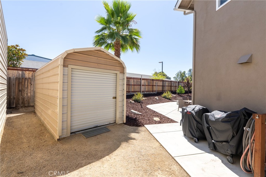 1128 Golf Place