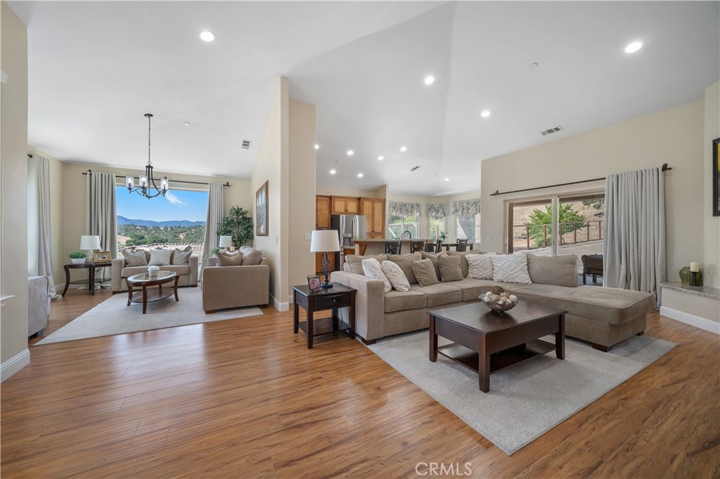 2650 Edgewood Court