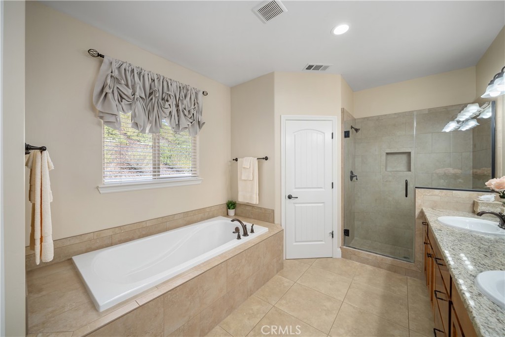 2650 Edgewood Court