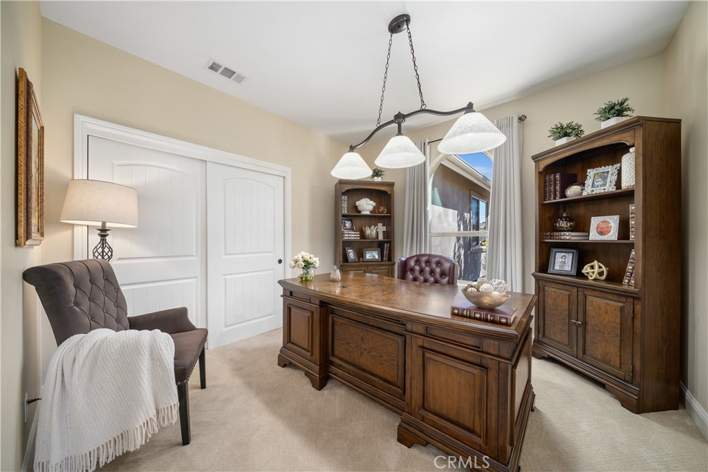 2650 Edgewood Court