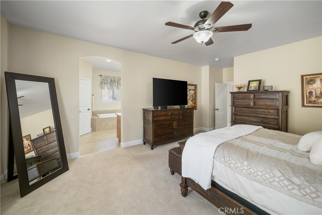 2650 Edgewood Court