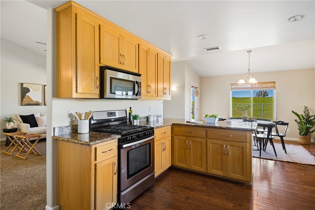 5995 Black Tail Place