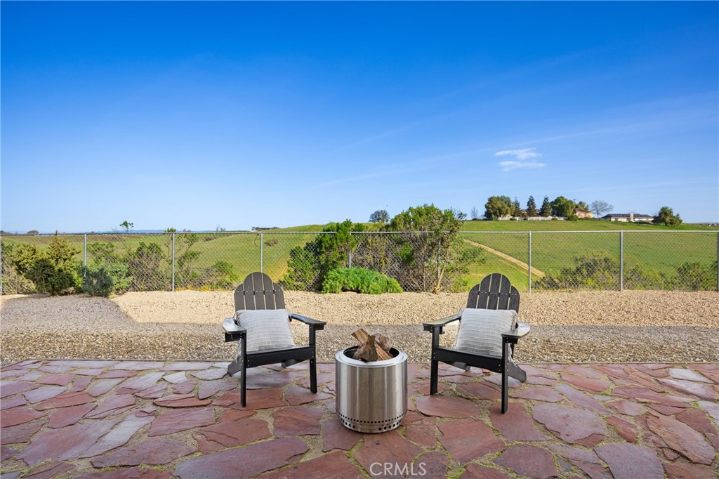 5995 Black Tail Place