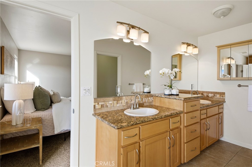 5995 Black Tail Place