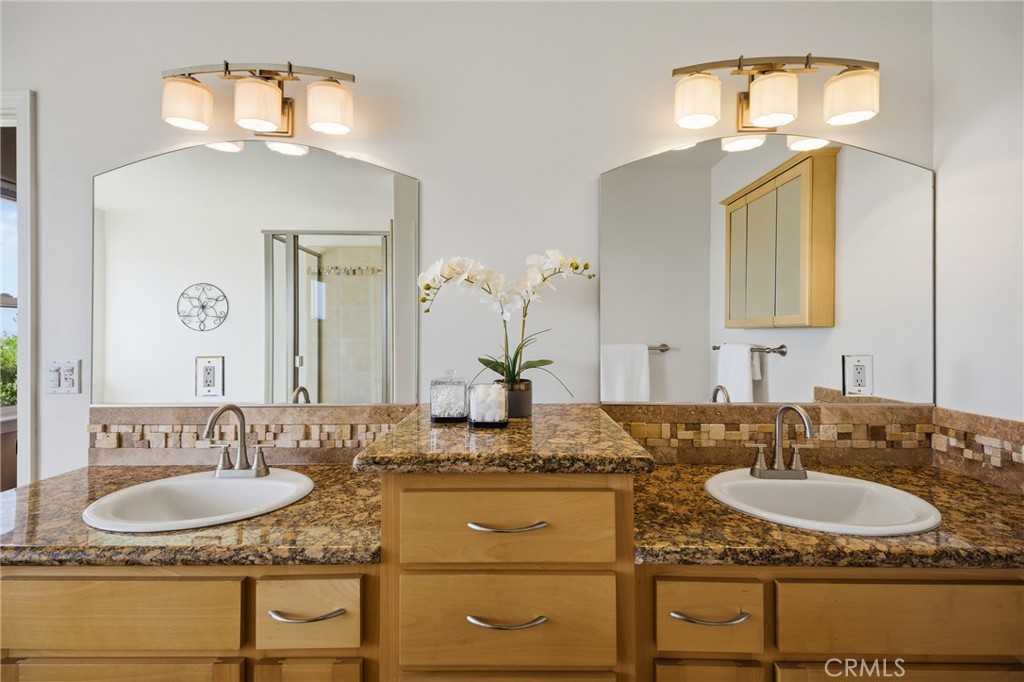 5995 Black Tail Place