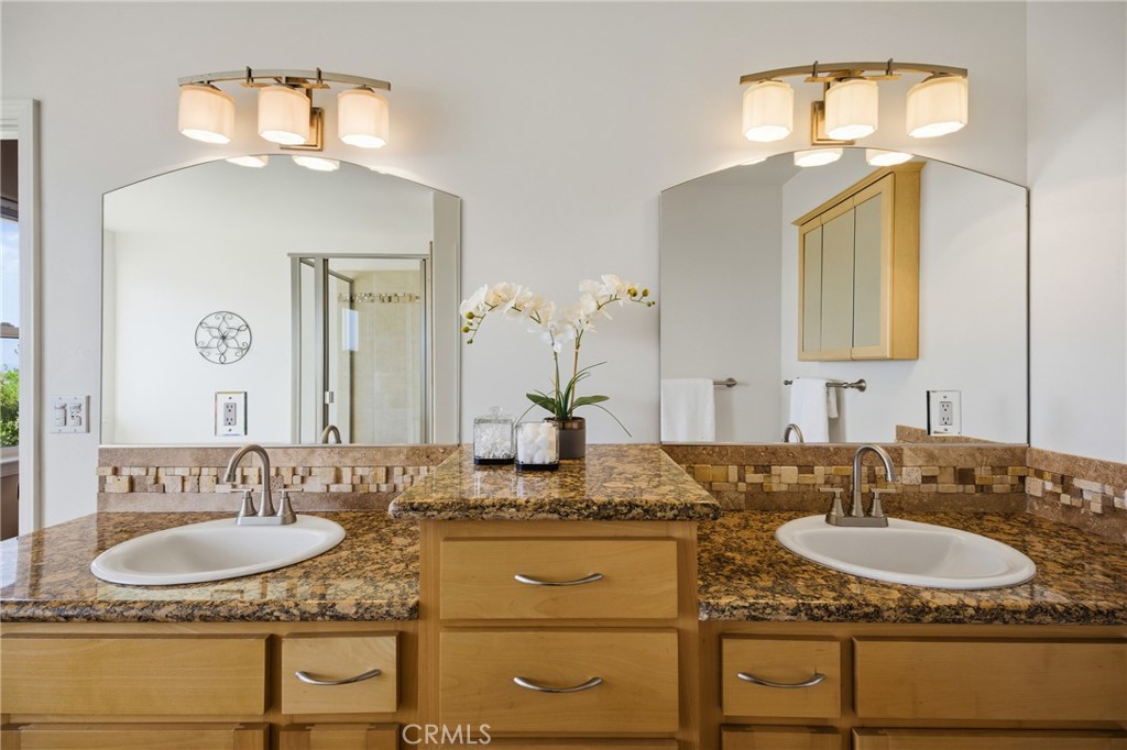 5995 Black Tail Place