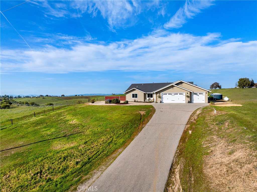 5995 Black Tail Place