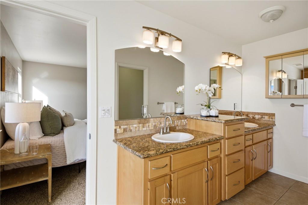 5995 Black Tail Place