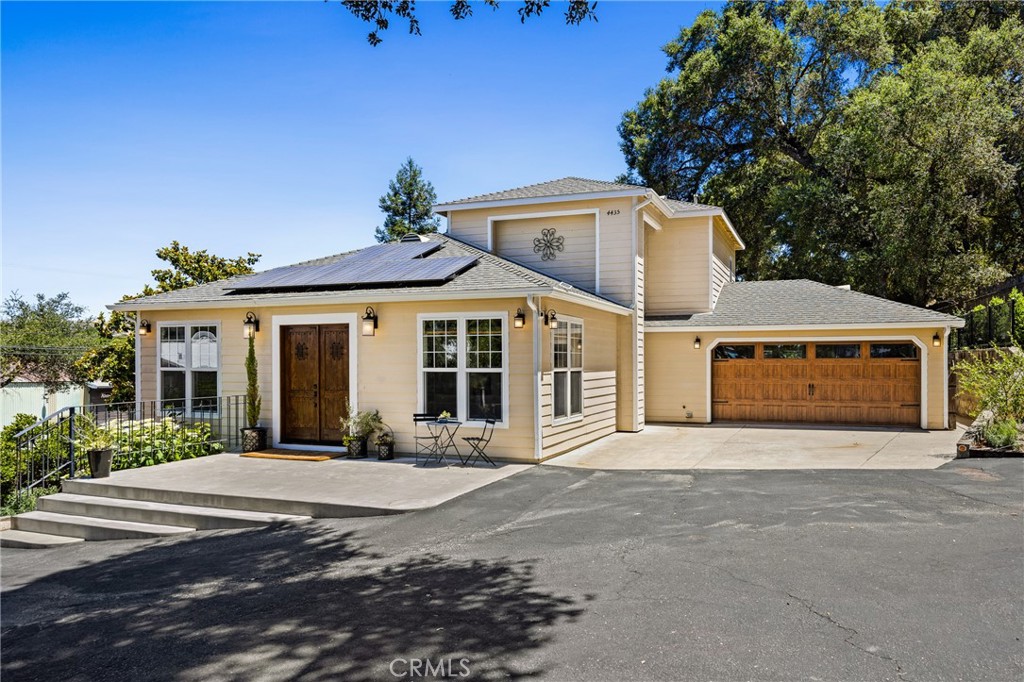 4435 San Jacinto
