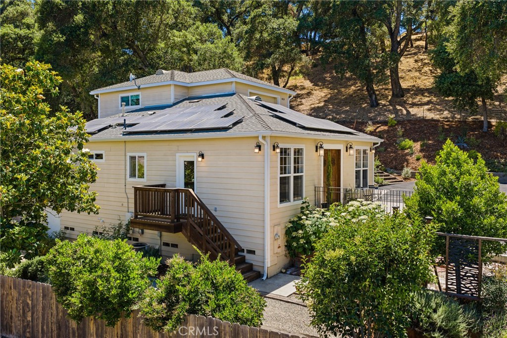 4435 San Jacinto