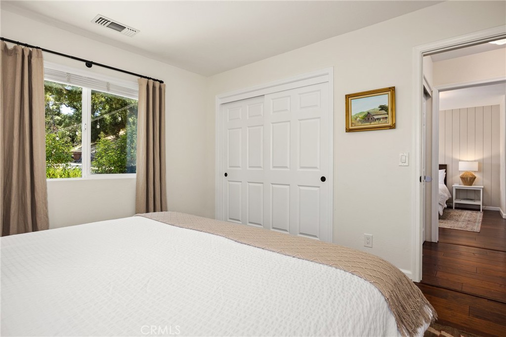 4435 San Jacinto