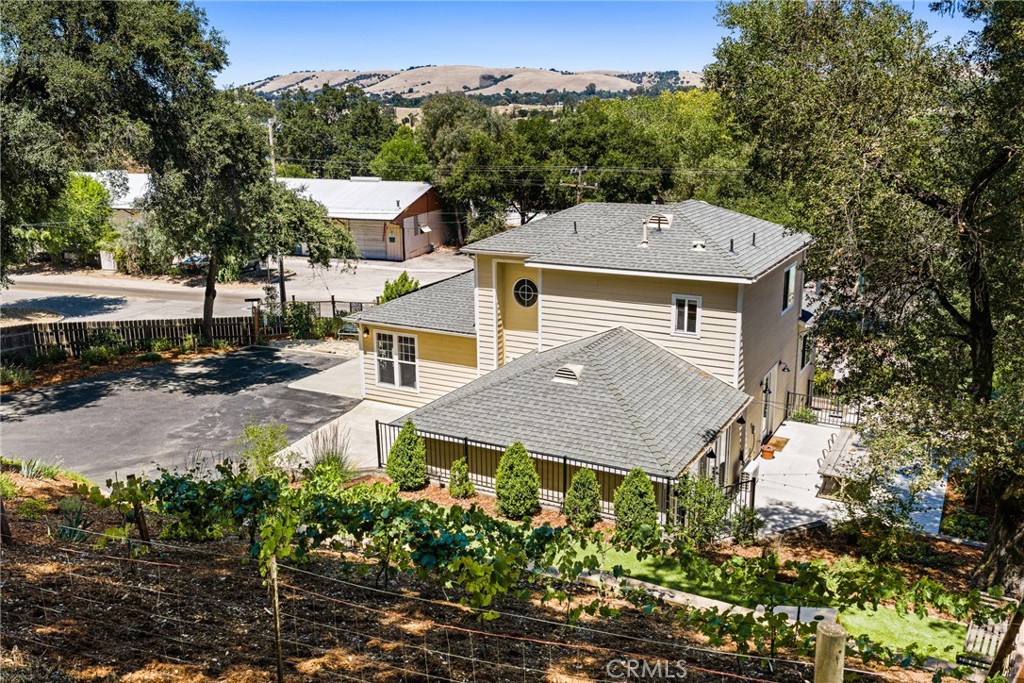 4435 San Jacinto
