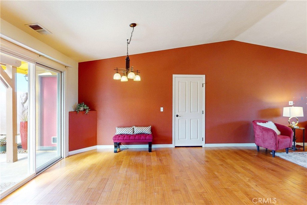 5570 Forked Horn Place