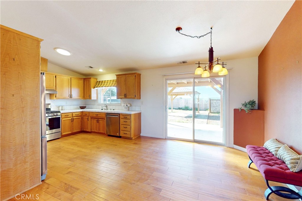 5570 Forked Horn Place