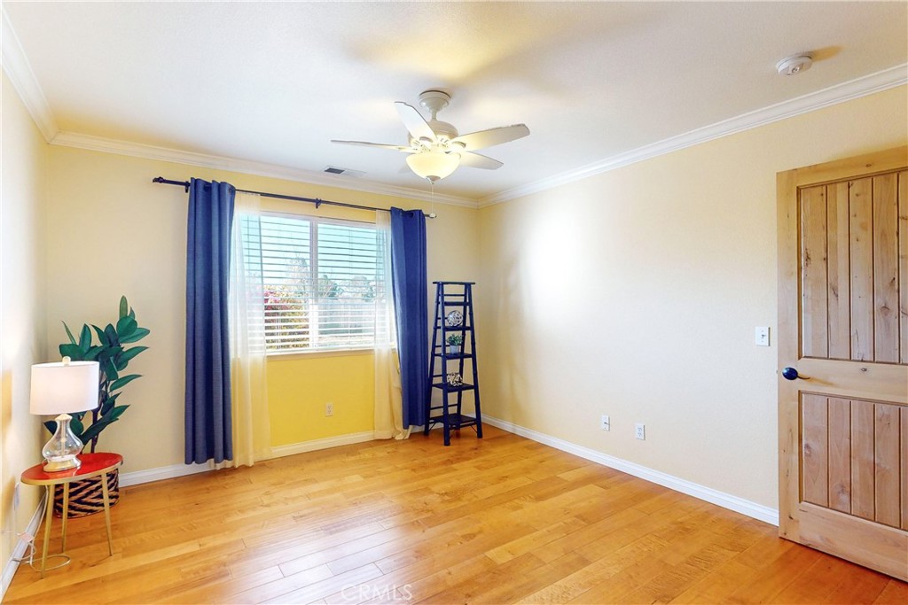 5570 Forked Horn Place