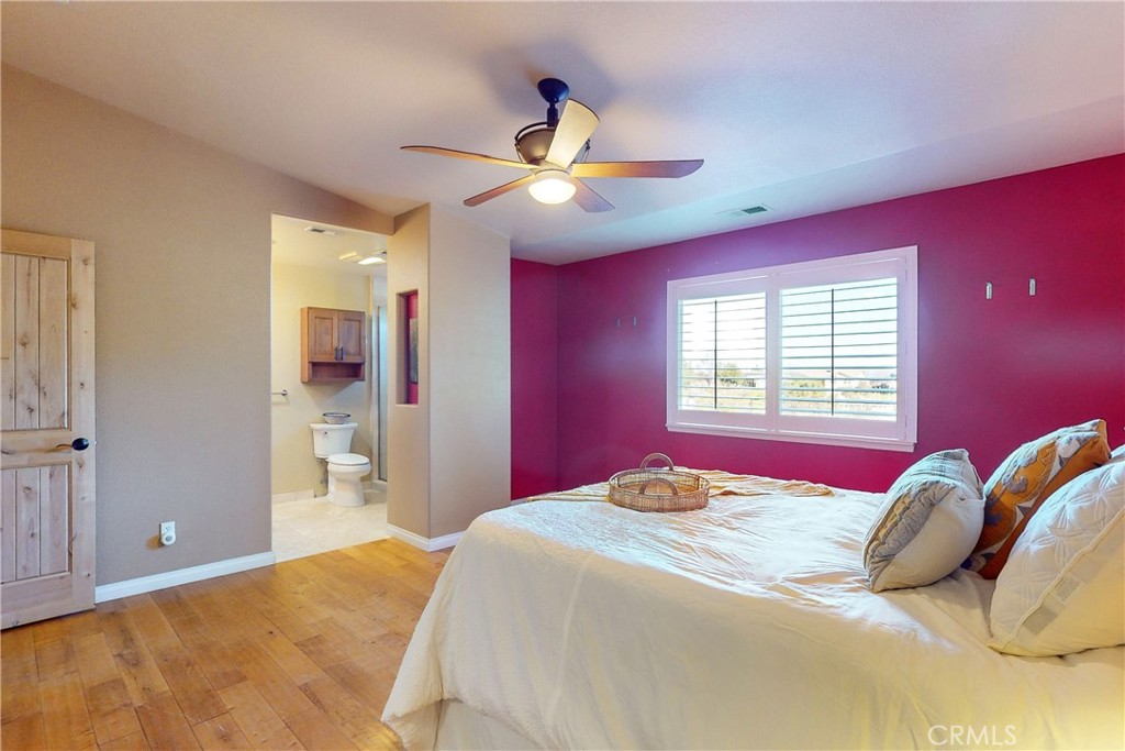 5570 Forked Horn Place