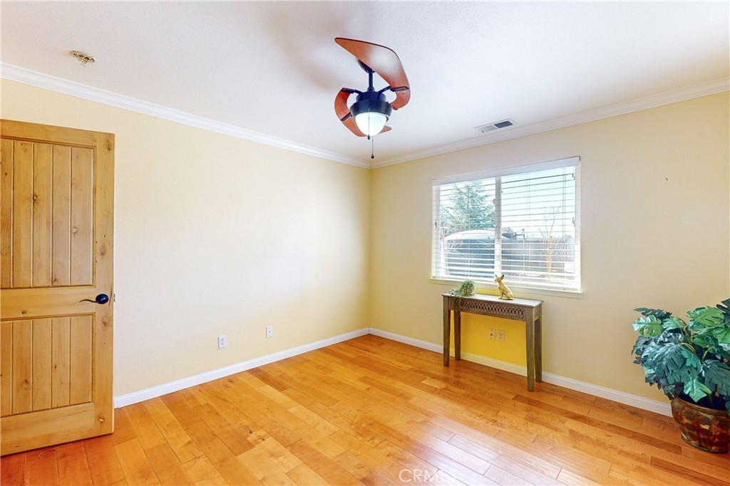 5570 Forked Horn Place