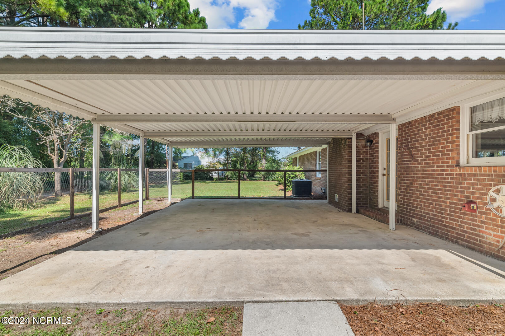 135 Yates Lane