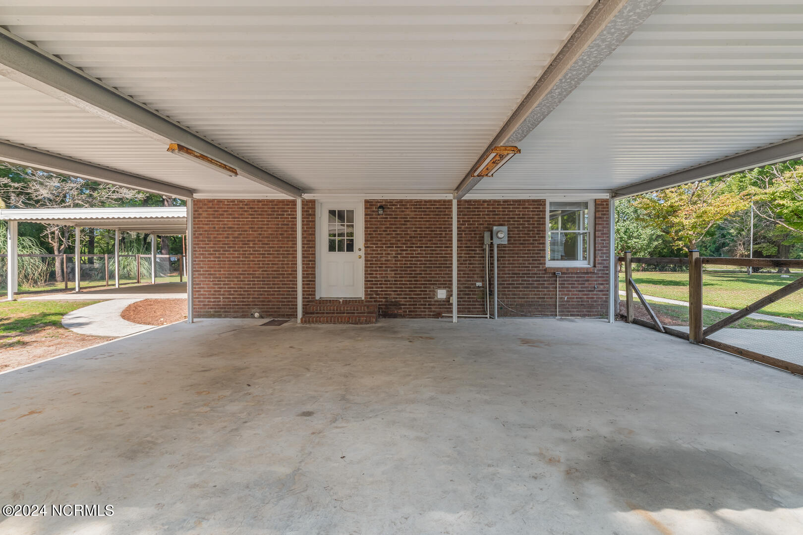 135 Yates Lane