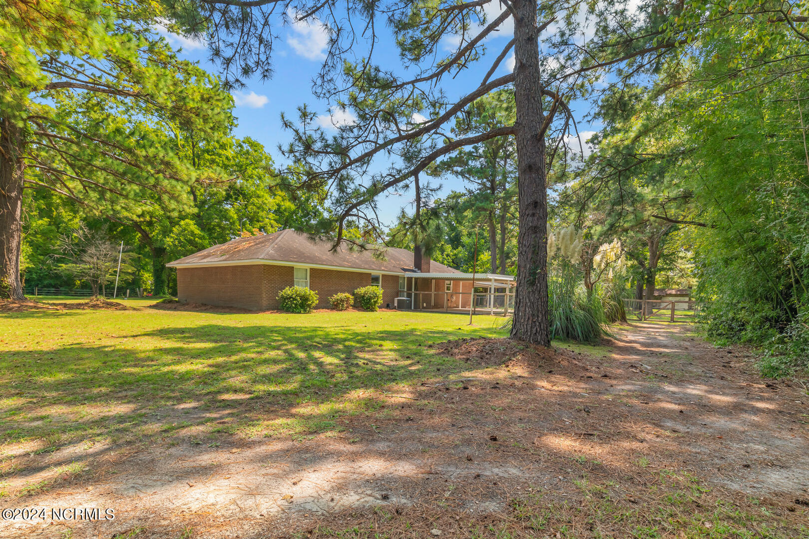 135 Yates Lane