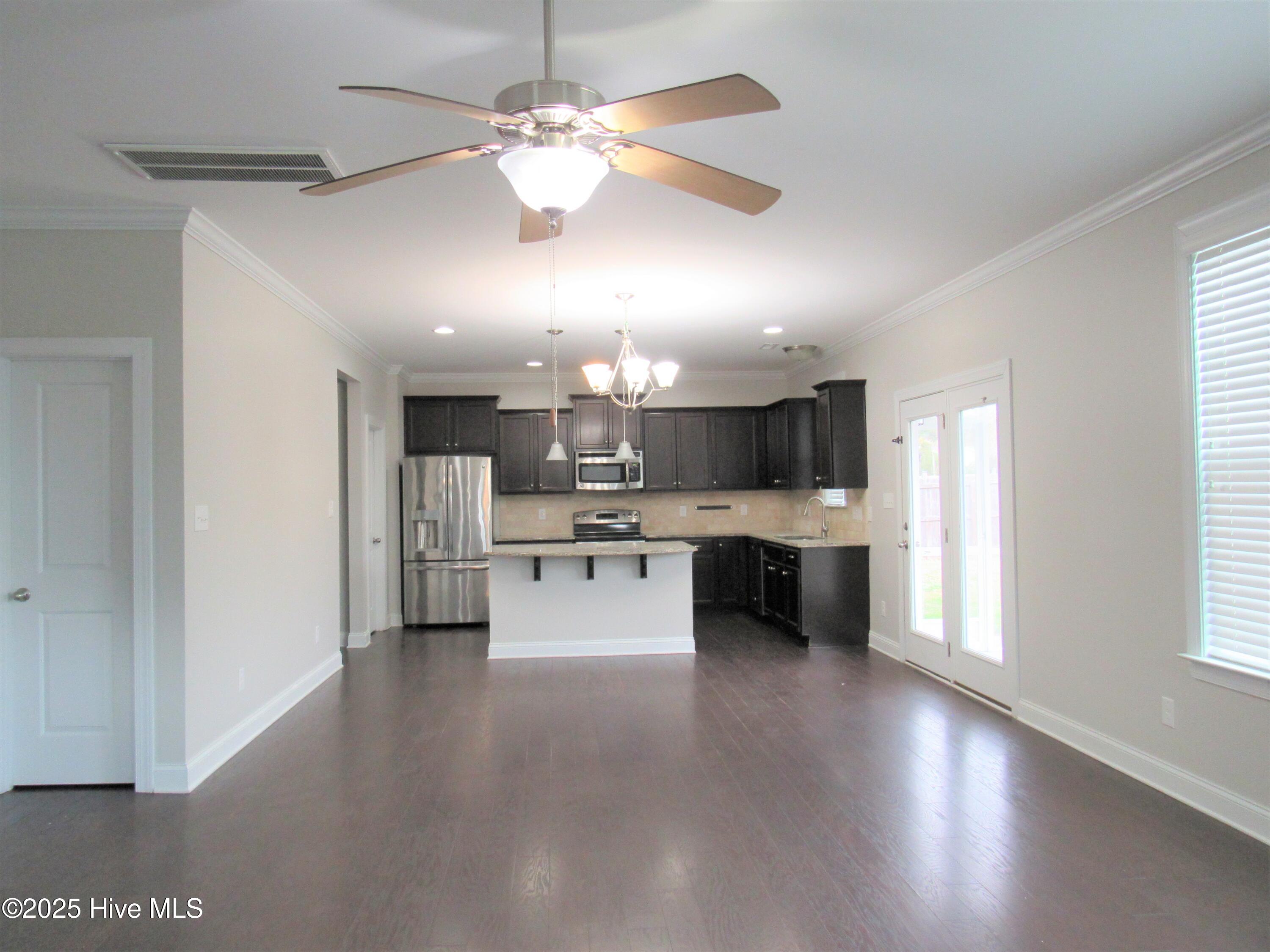 202 Spoonbill Court
