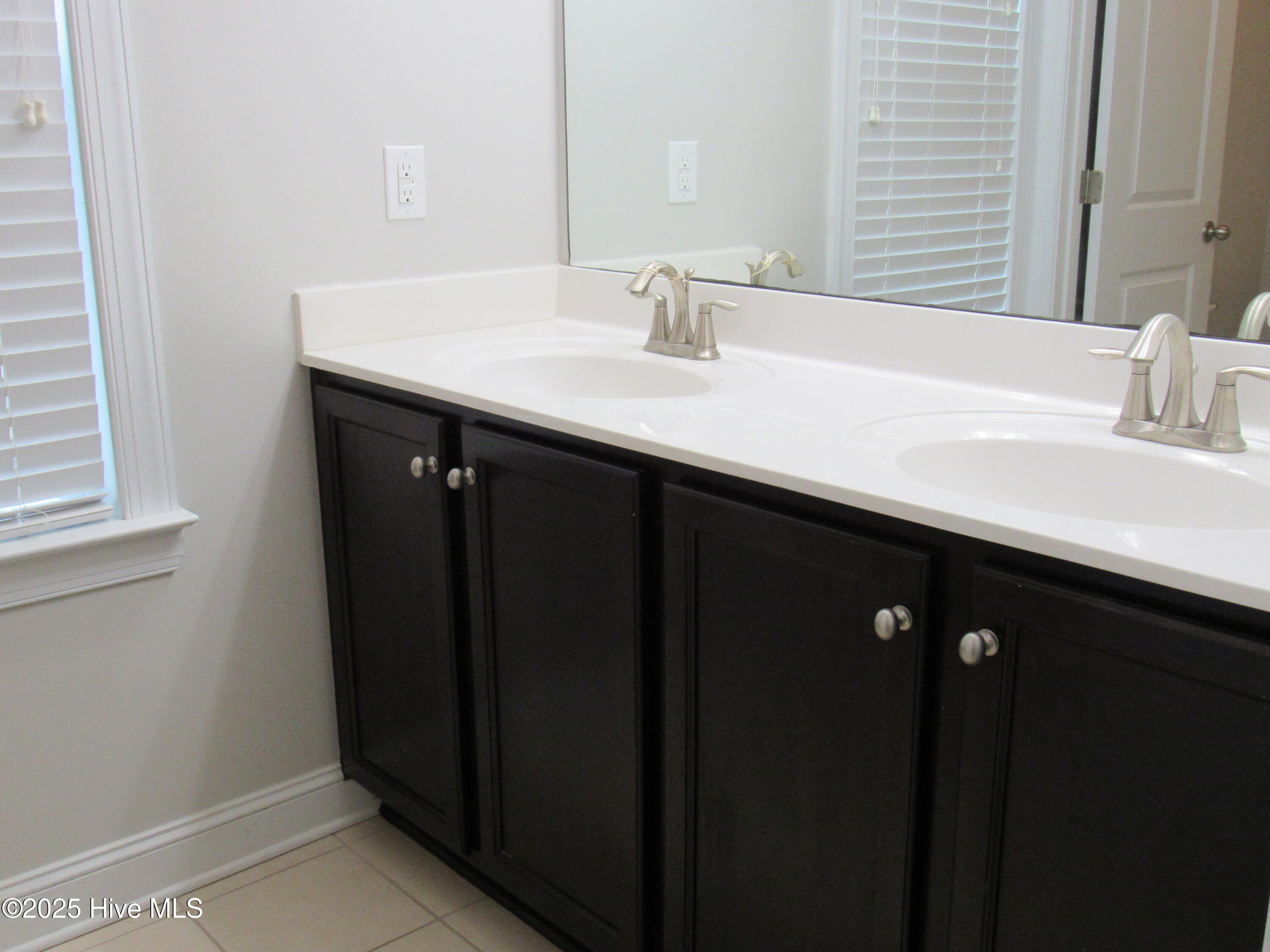 202 Spoonbill Court