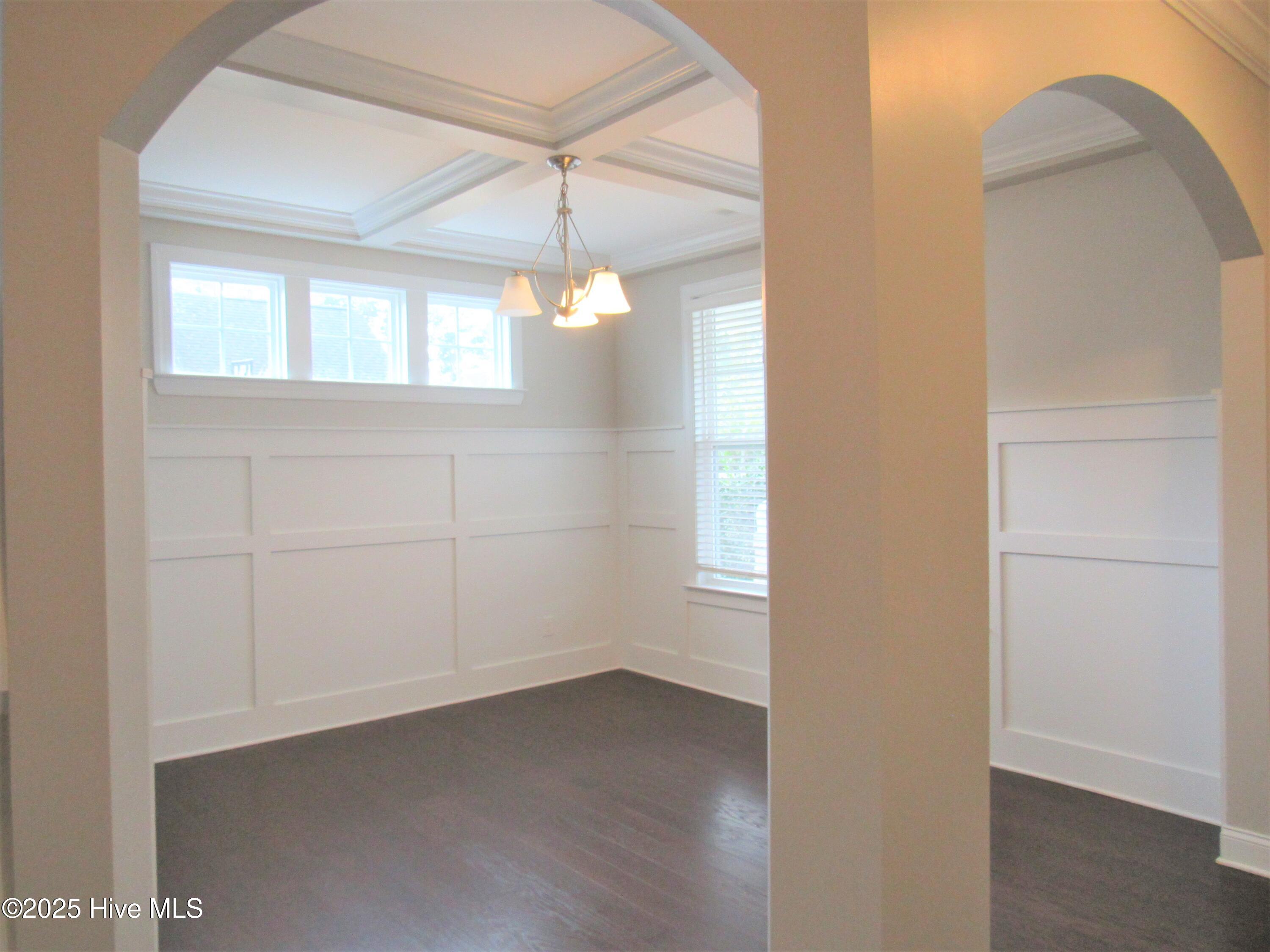202 Spoonbill Court
