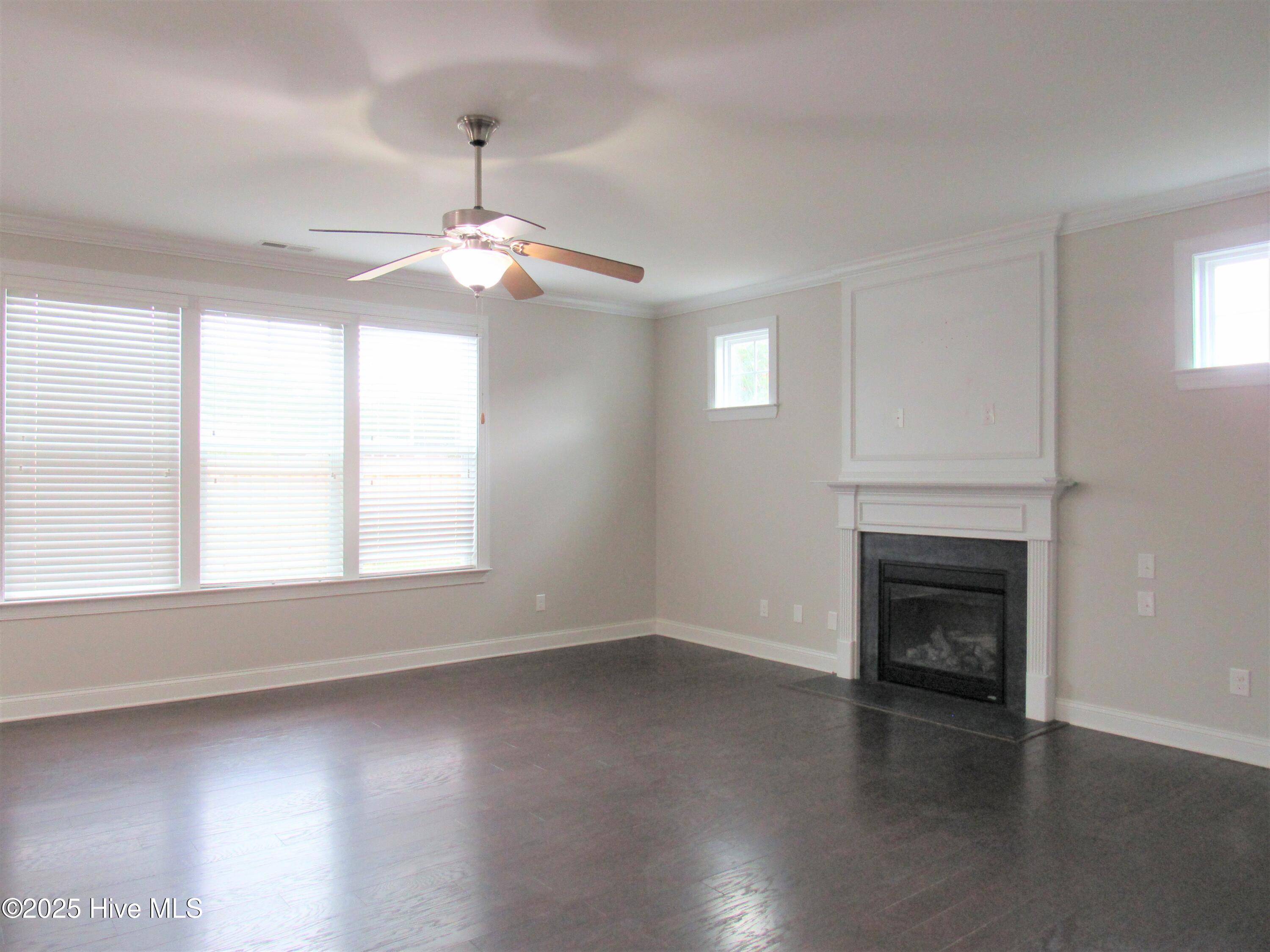 202 Spoonbill Court