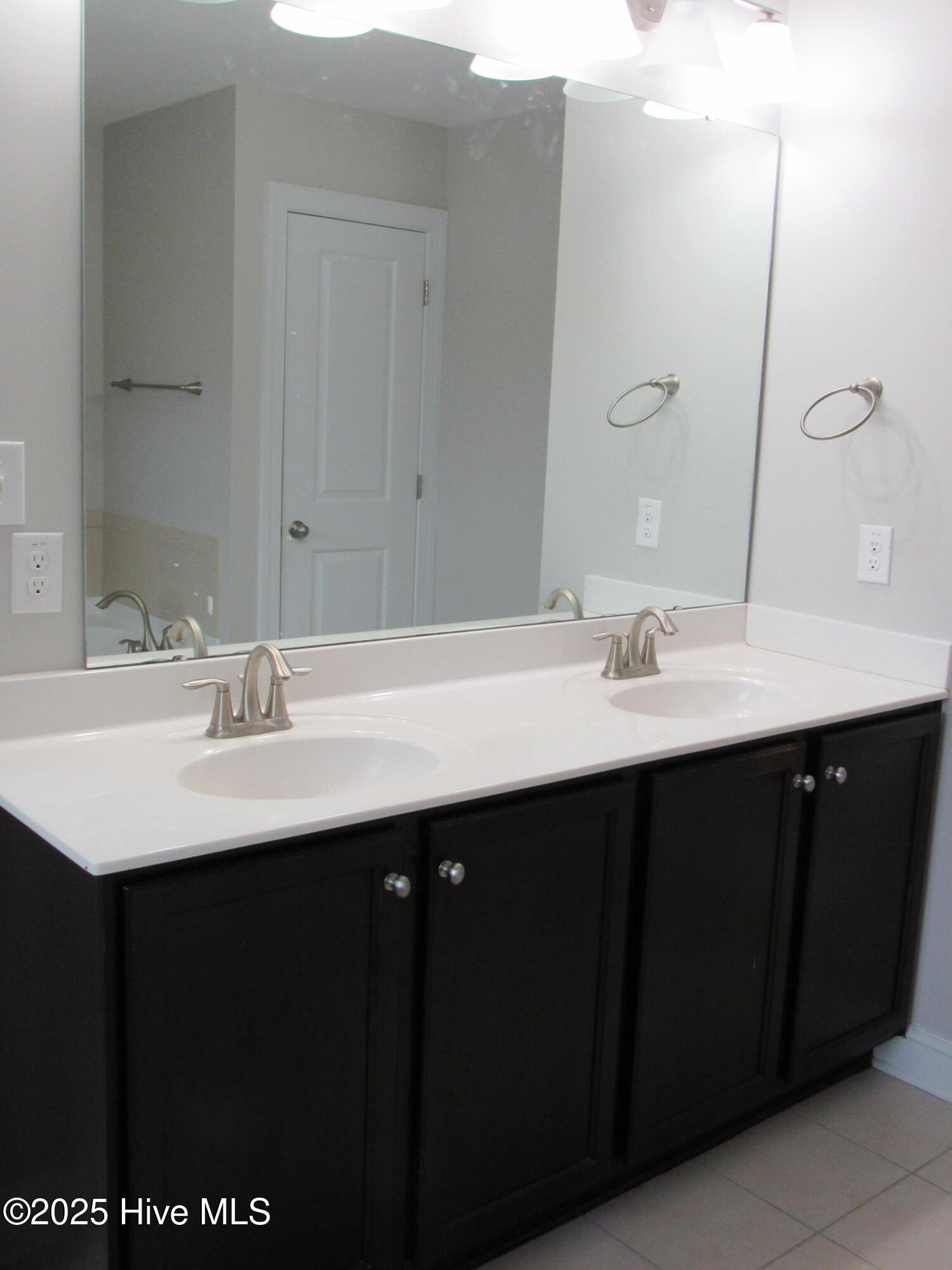202 Spoonbill Court