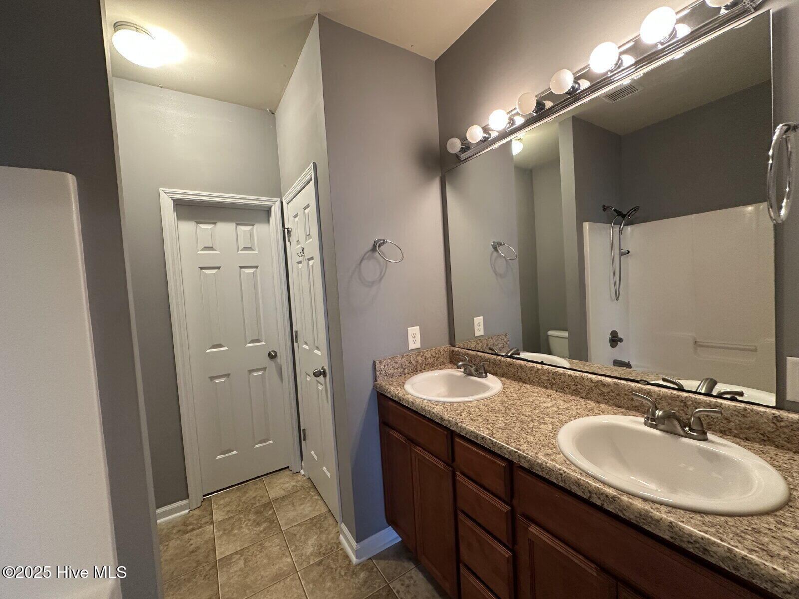 256 Caldwell Loop