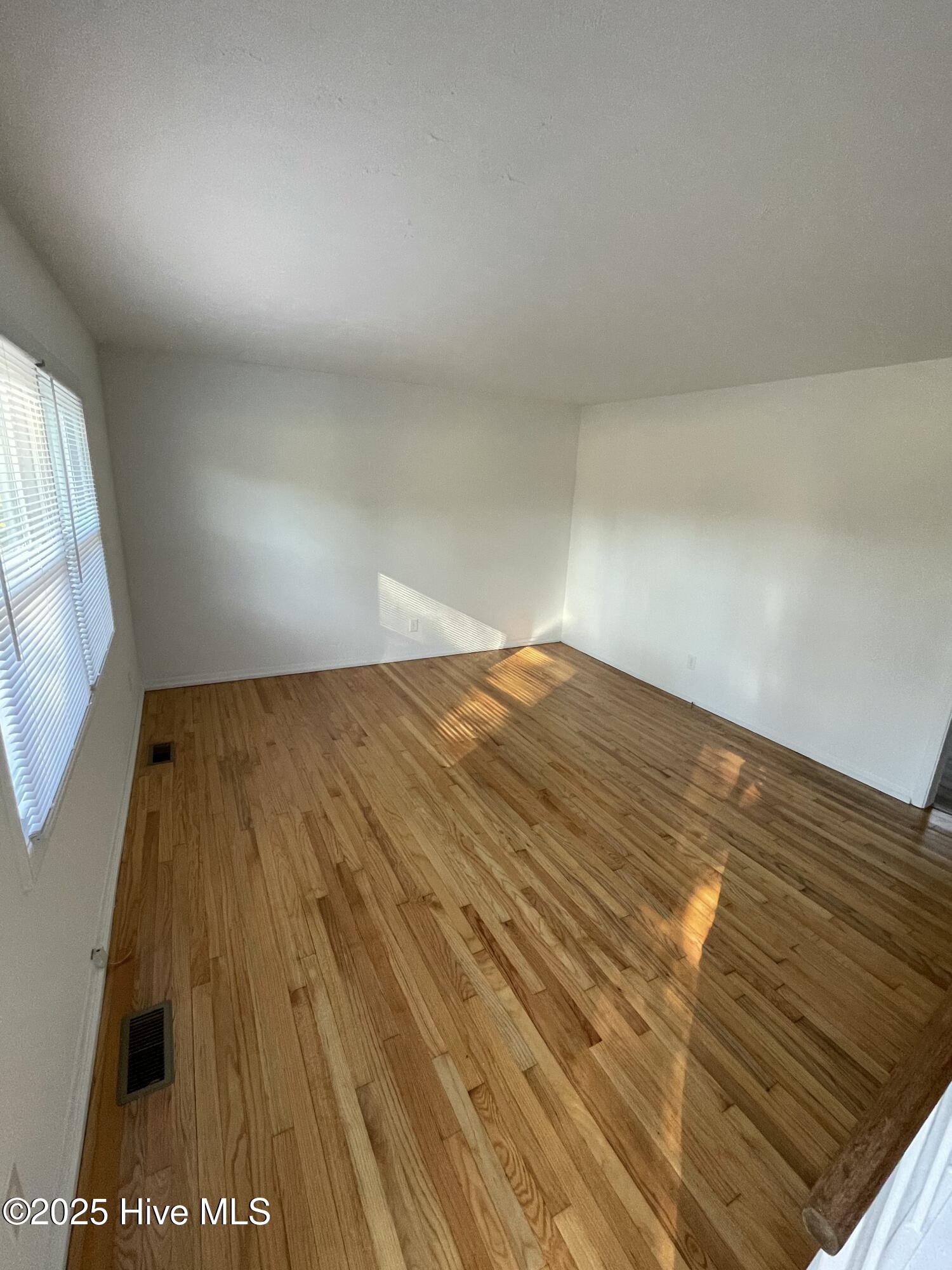 106 Allen Place