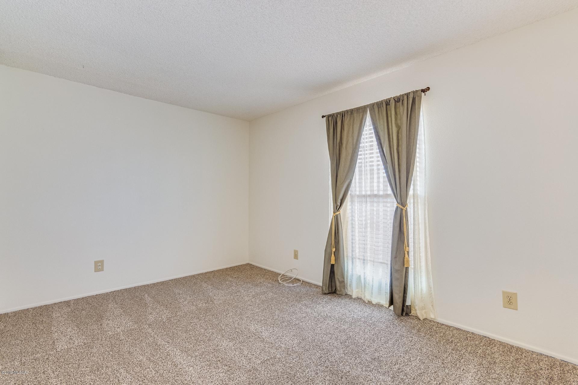 2843 W Ironwood Ridge Drive