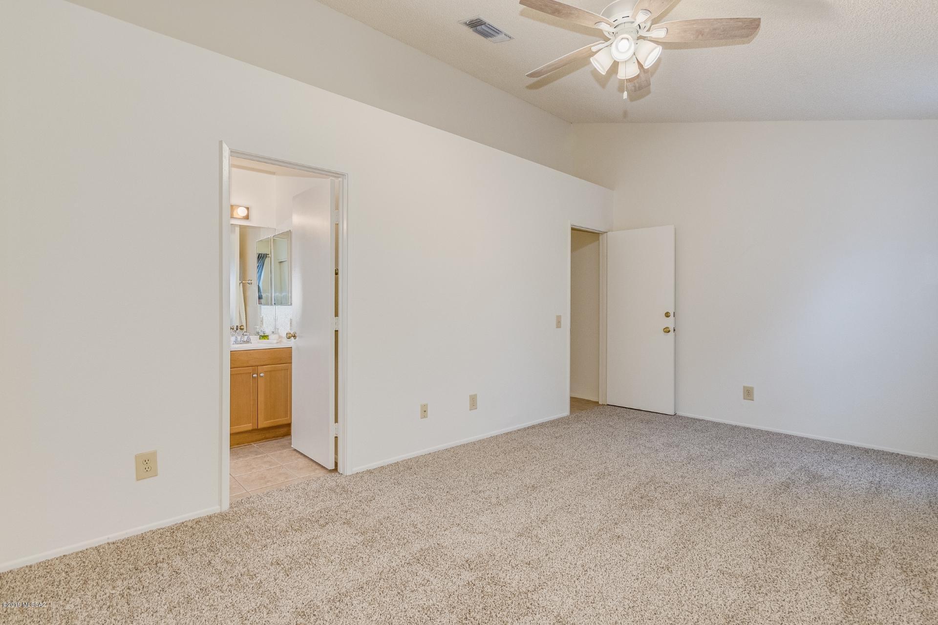 2843 W Ironwood Ridge Drive