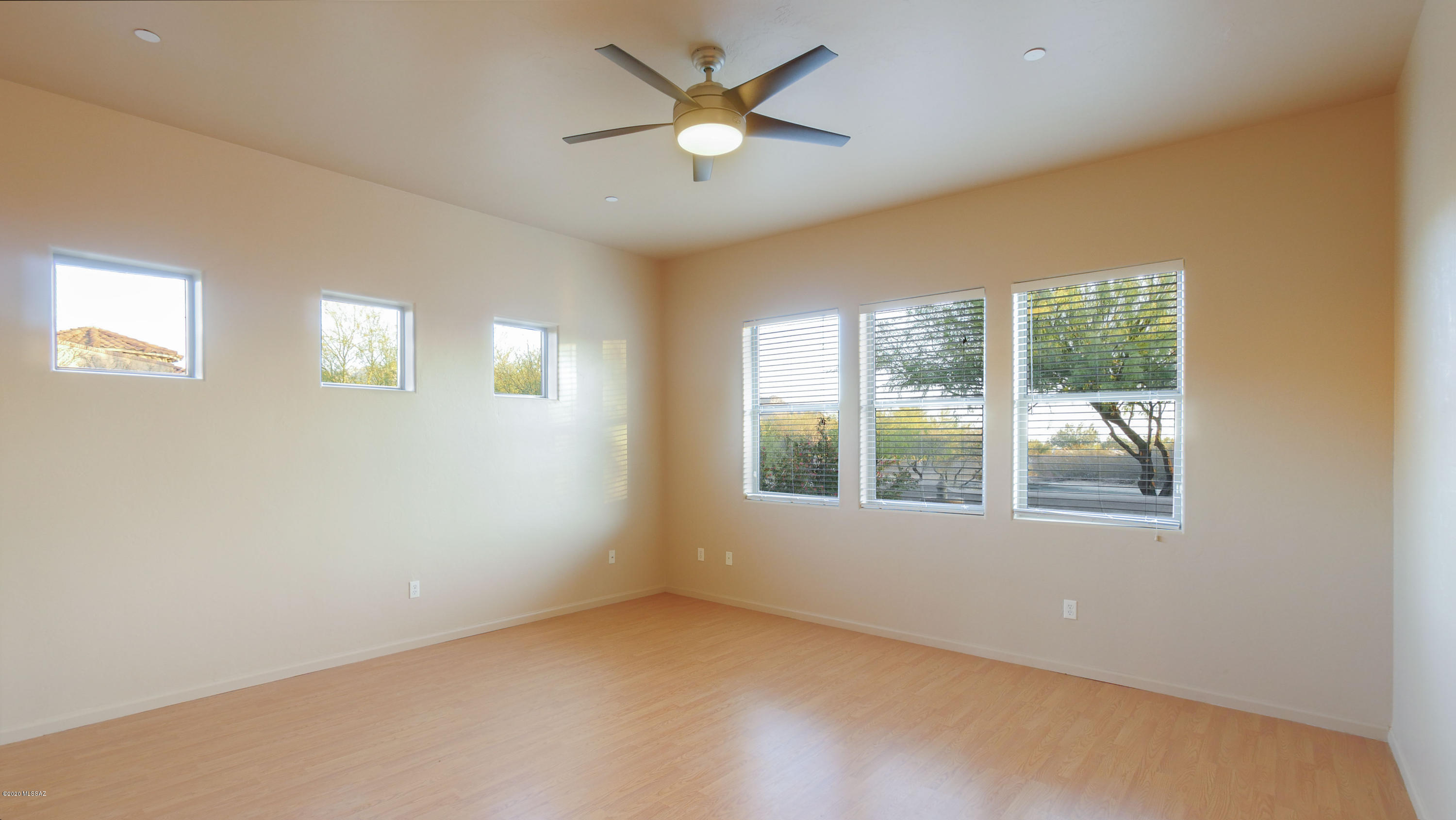 1298 W Ziziphus Place