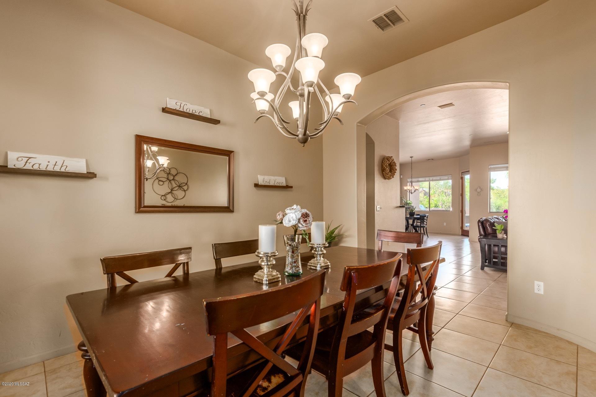 1298 W Ziziphus Place