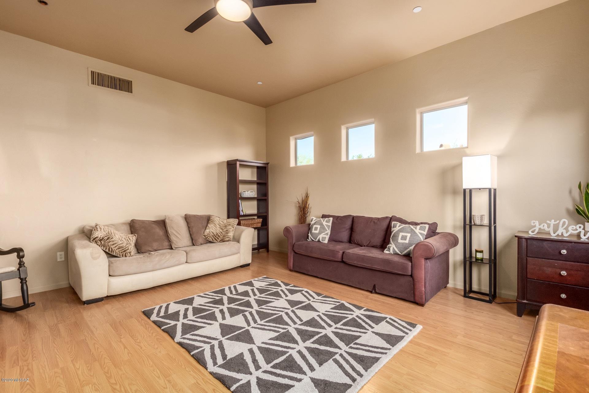 1298 W Ziziphus Place